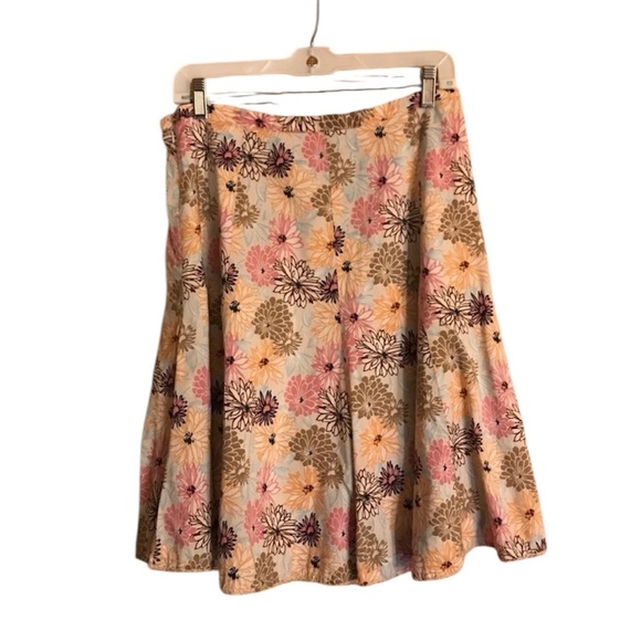 Villager By Liz Claiborne Floral Skirt Size 8 - Picture 1 of 7